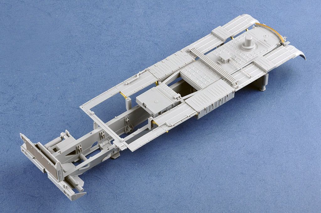 01020- Trumpeter - 1/35 - Russian 9A52-2 Smerch-M multiple rocket launcher of RSZO 9k58 Smerch MRLS