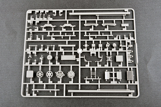 01063- Trumpeter - 1/35 - US Army M4 Command and Control Vehicle (C2V)