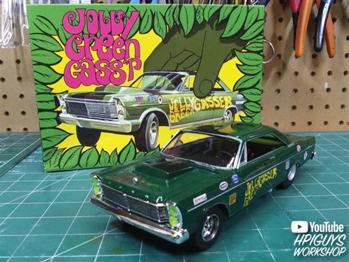 AMT1192 - 1:25 1965 Ford Galaxie "Jolly Green Gasser"