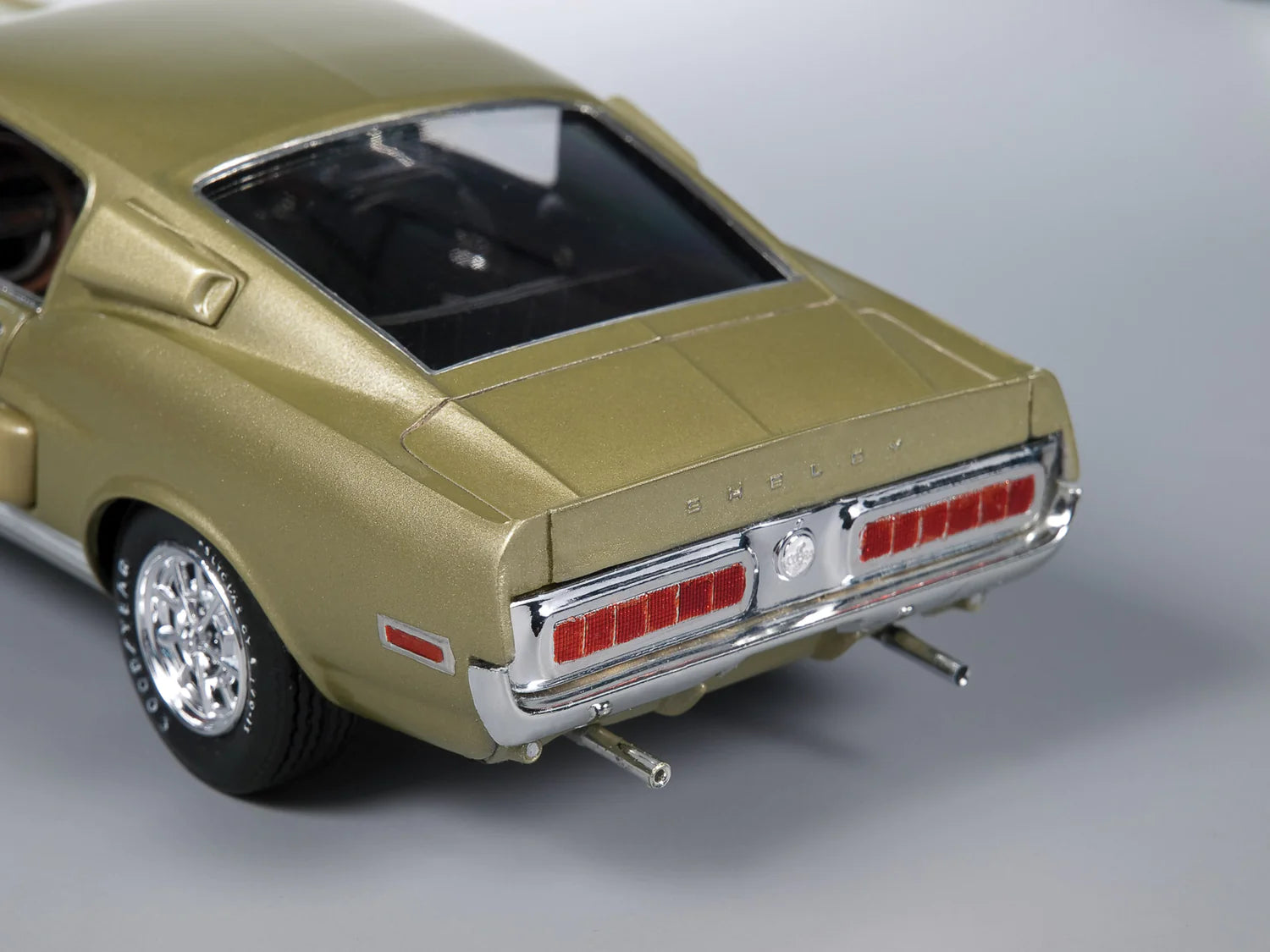 AMT634M - 1:25 1968 Shelby GT500