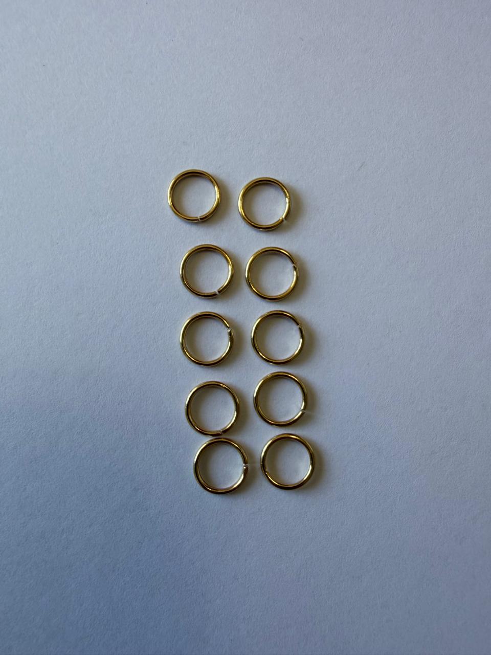 C092- Golden CLOSED jump rings (7 x 0,8 mm) (5 Pairs)