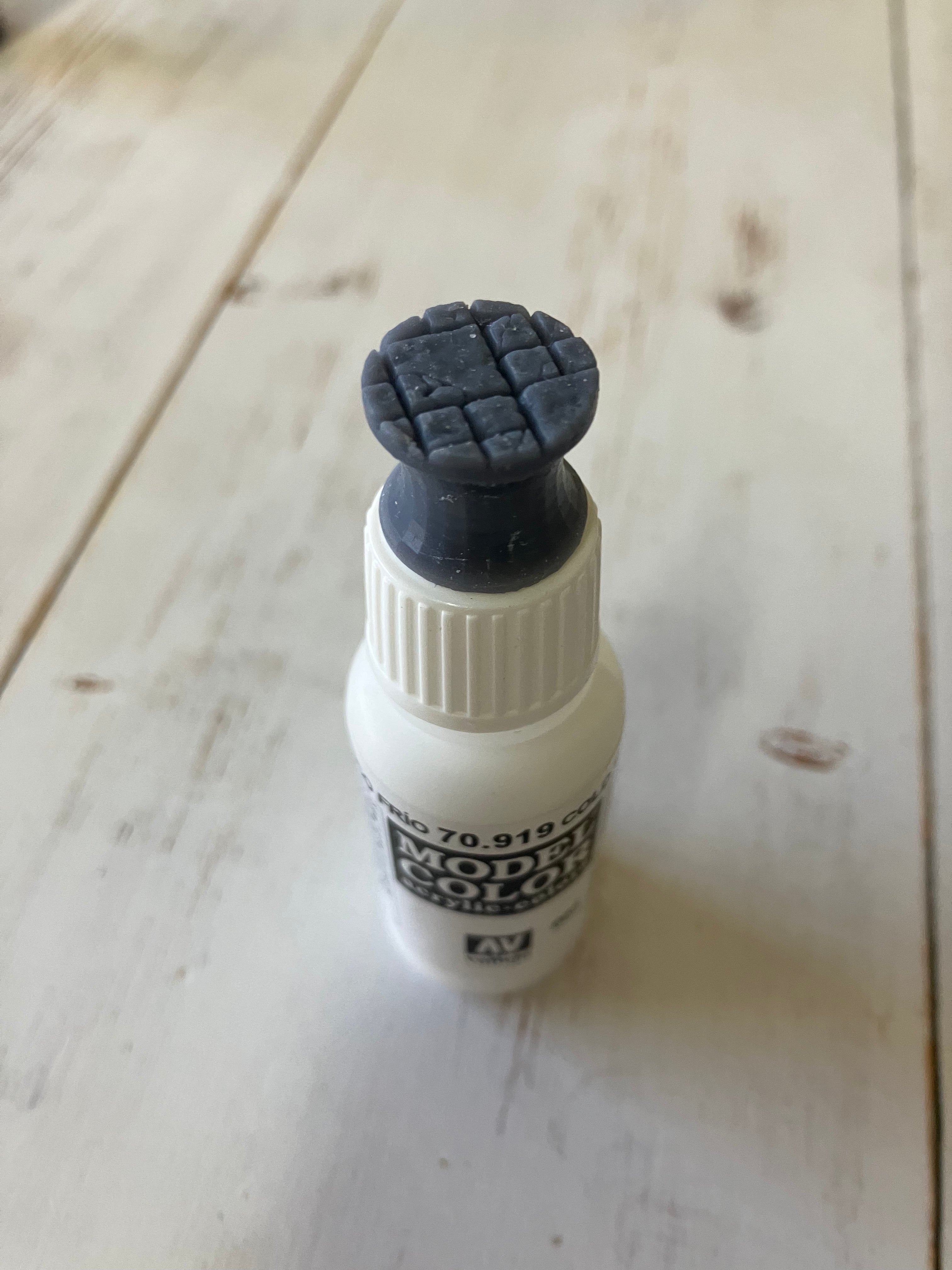 Paving Stone Topper (Fits Vallejo 17 ml Bottles) (10 pieces)