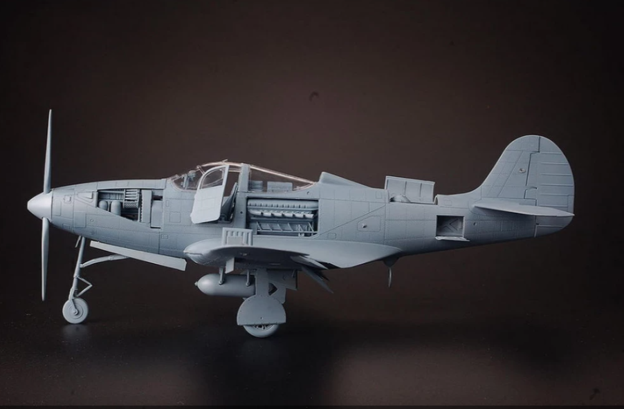 KH32013 - US Marines Bell P-39Q/N "Airacobra" Fighter