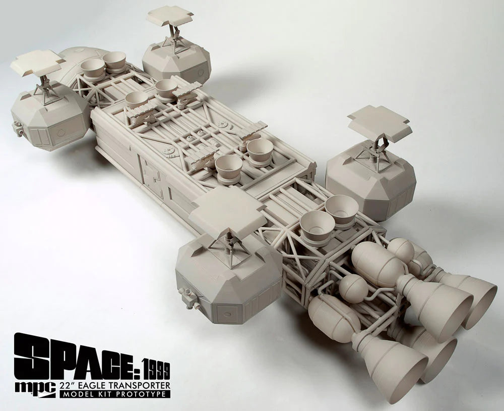 MPC825 - 1:48 Space 1999 Eagle