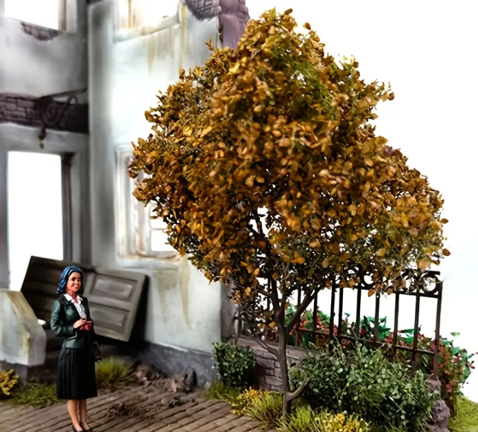 14cm - Model Tree - Autumn Yellow