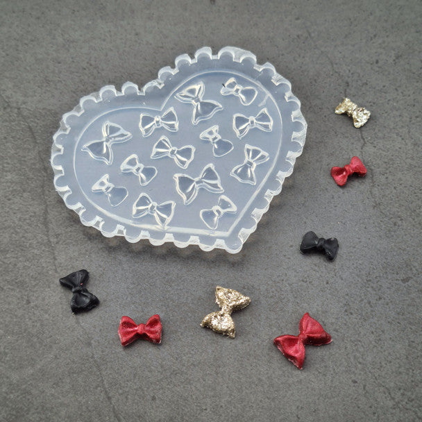 C023 - Mini - Bows Stamp / Mould 1