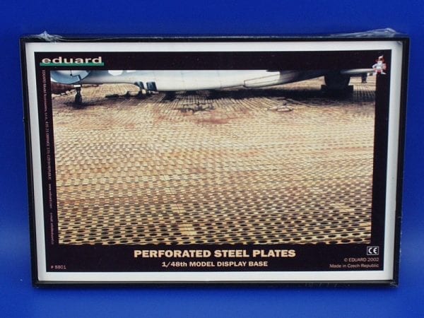 ED8801 - Eduard 1/48 - PSP (Perforated Steel Planking) Model Display Base