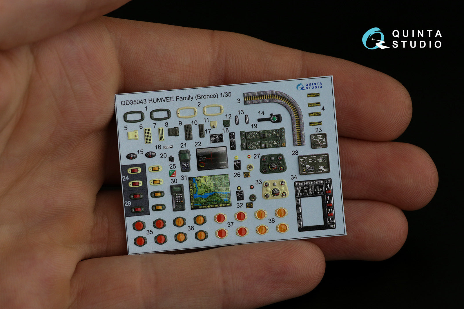 Quinta Studio - 1/35 HUMVEE Family QD35043 for Bronco kit