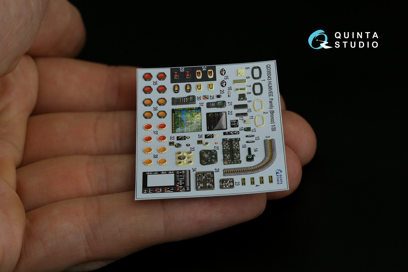 Quinta Studio - 1/35 HUMVEE Family QD35043 for Bronco kit