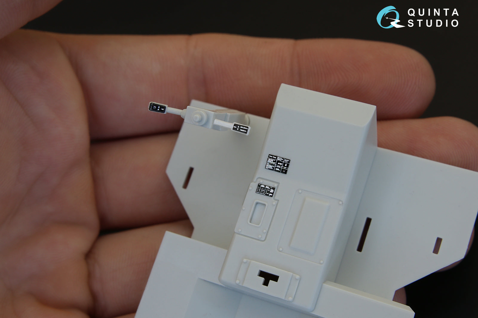 Quinta Studio - 1/35 K-4386 Typhoon VDV QD35023 for Meng kit