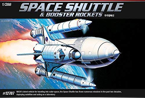 ACA12707 - Academy Space Shuttle With Rockets 1/288