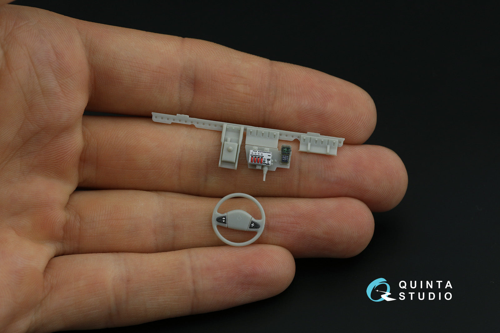 Quinta Studio - 1/35 M1224 MaxxPro MRAP QD35044 for Bronco kit