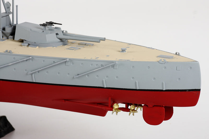 ZVA9039 - 1/350 HMS Dreadnought