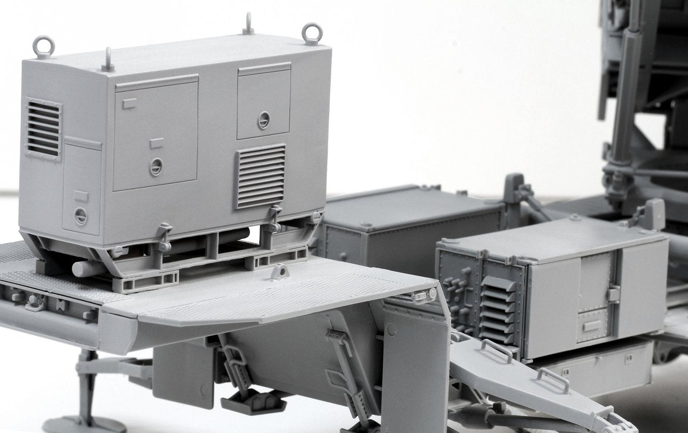 DR3604 - 1/35 MIM-104C Patriot