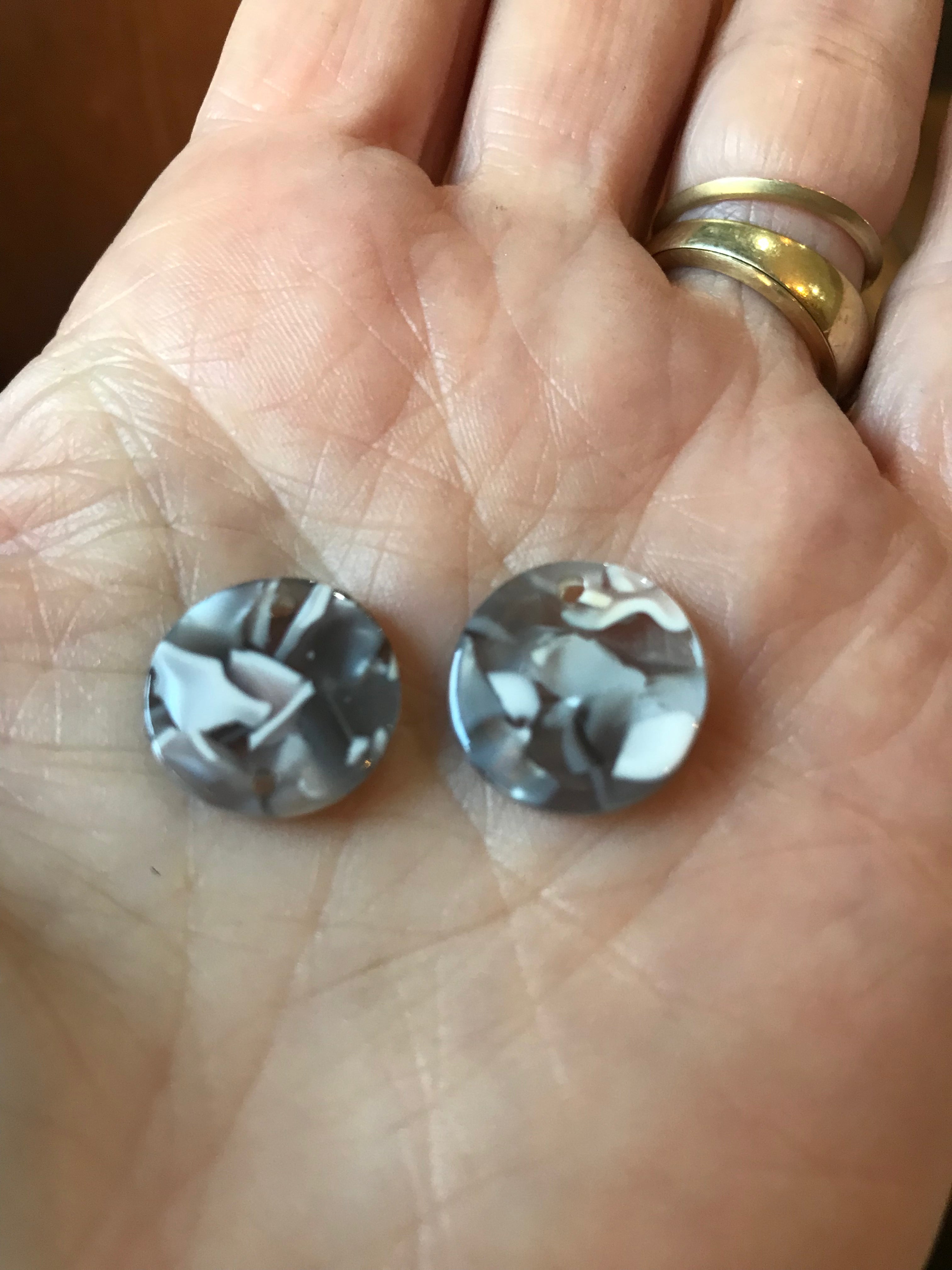 Acetate Resin Pendant Flat Round Grey Marbled ( 1 Pair)