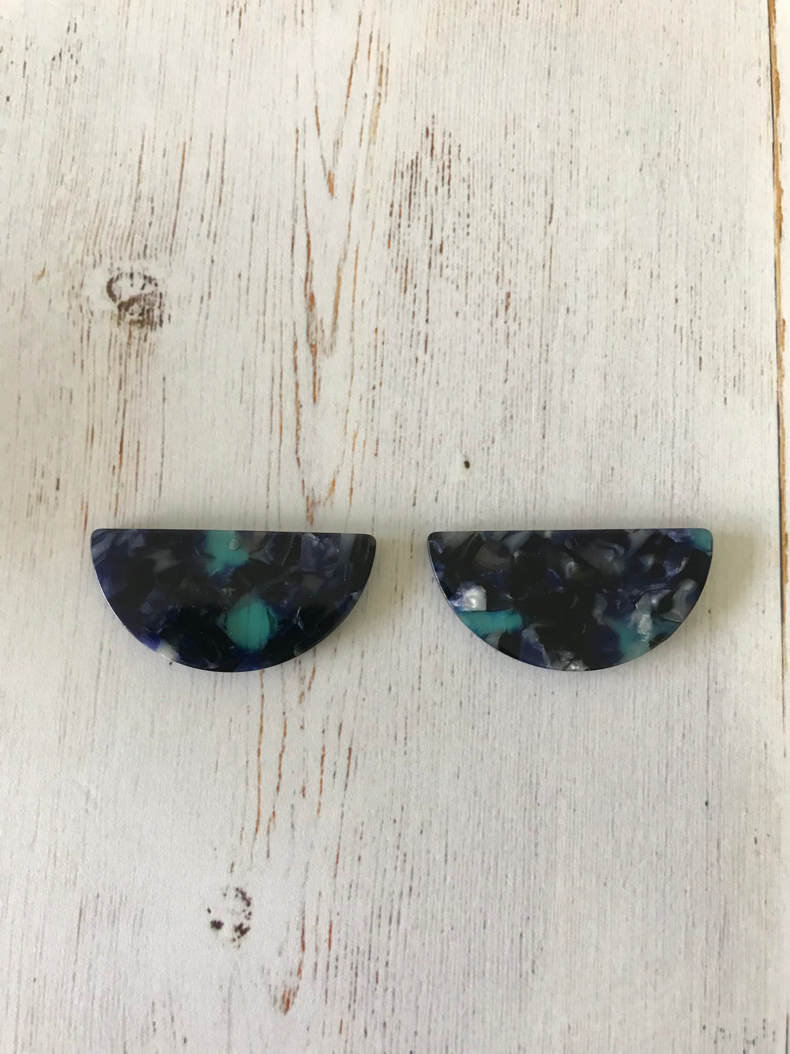 Acetate Resin Semi Circle Pendant Midnight Blue  (1 Pair)