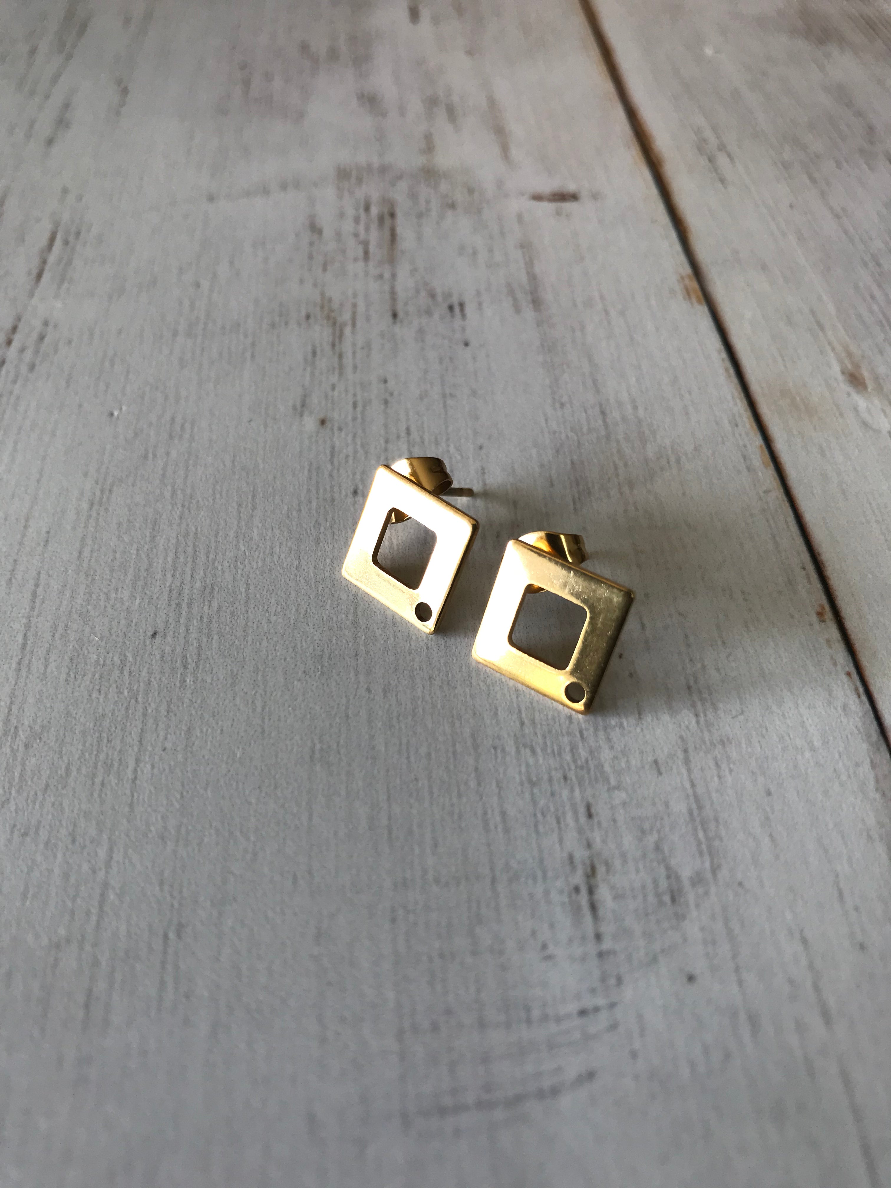 Ion Plating (IP) 304 Stainless Steel Golden Square Stud with Earing Backs (1 Pair)