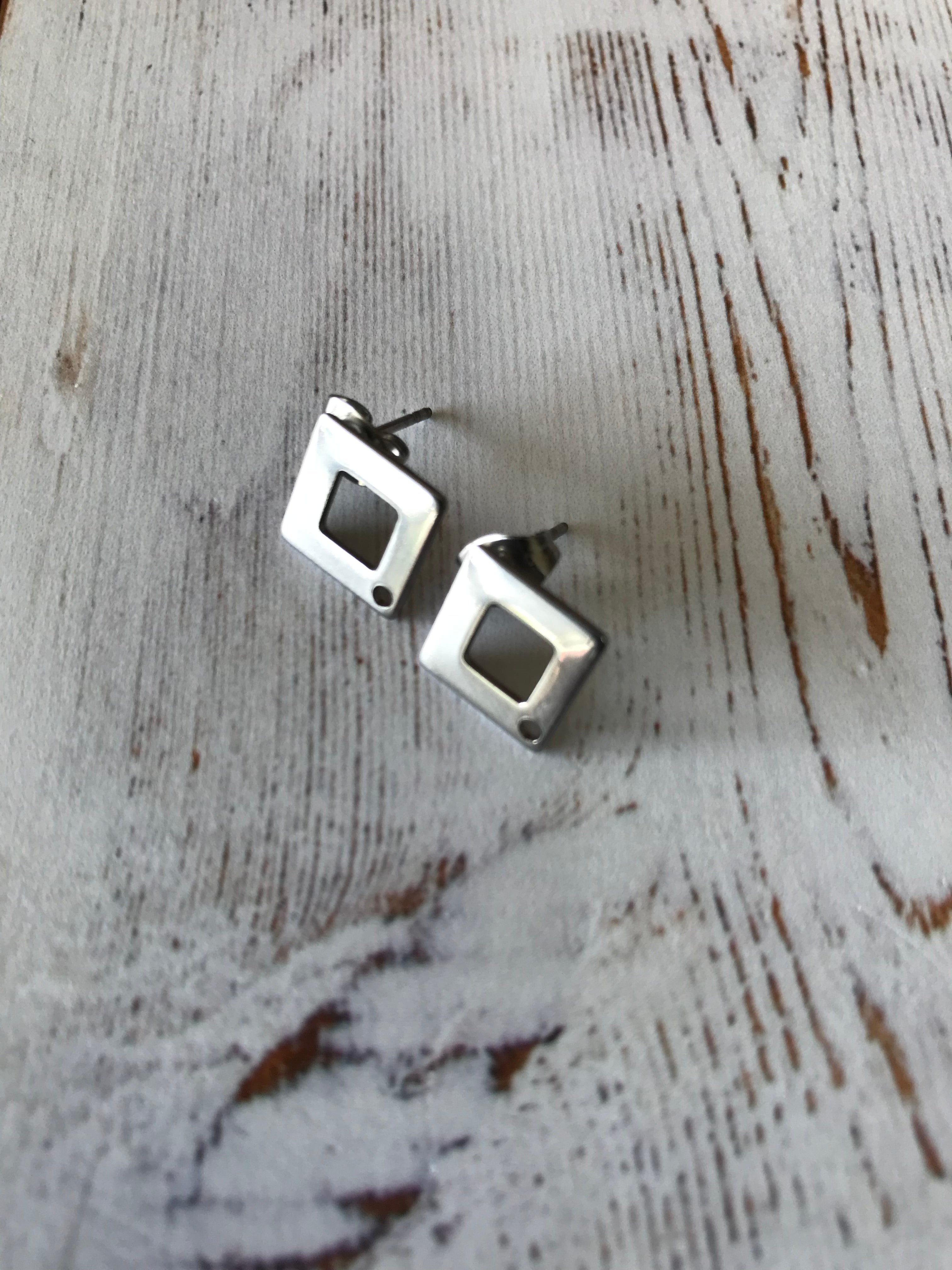 304 Stainless Steel Square Stud with Earing Backs (Pair)