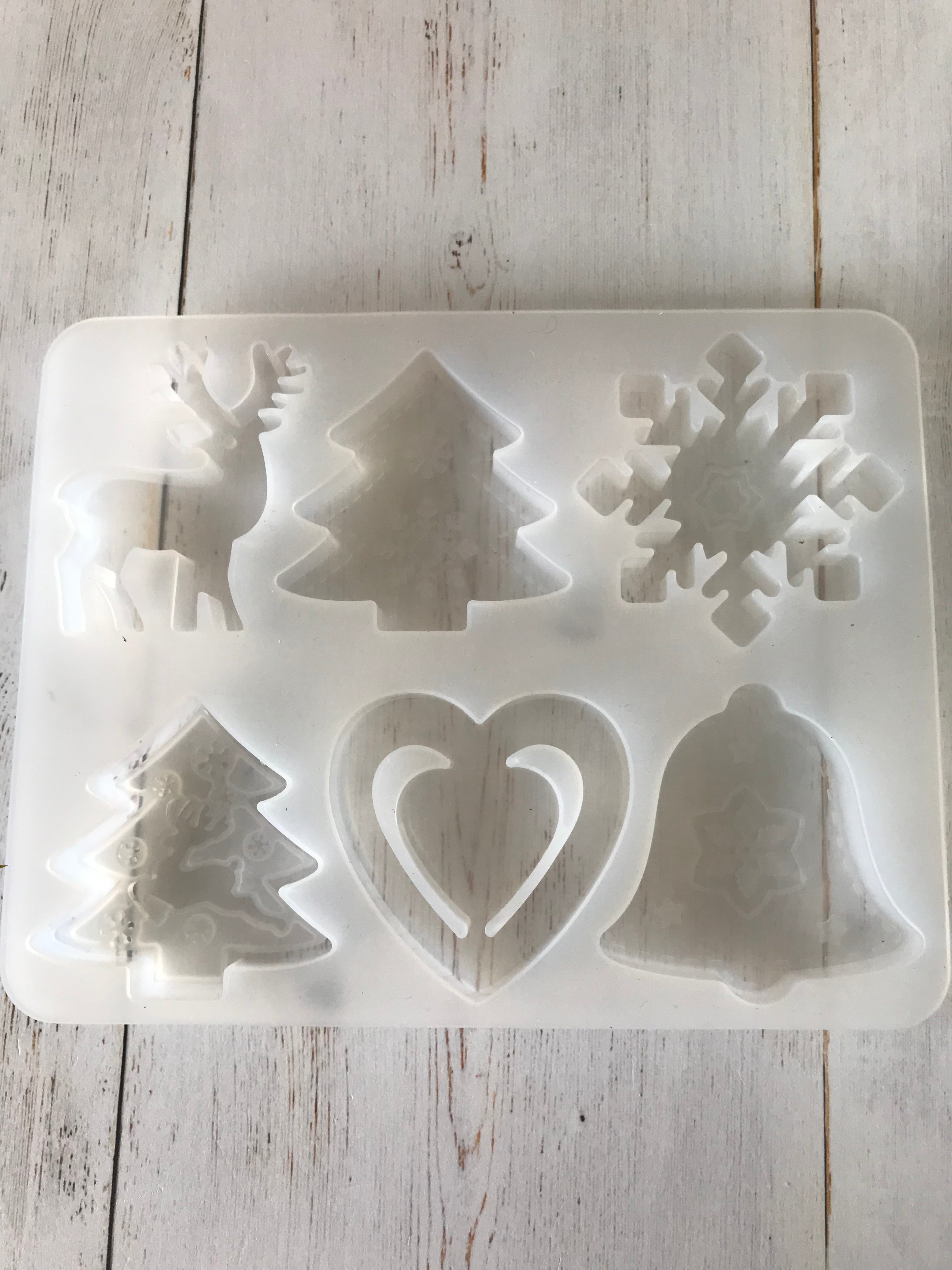 C013 - Christmas Silicone Mould - Deep (6 shapes)