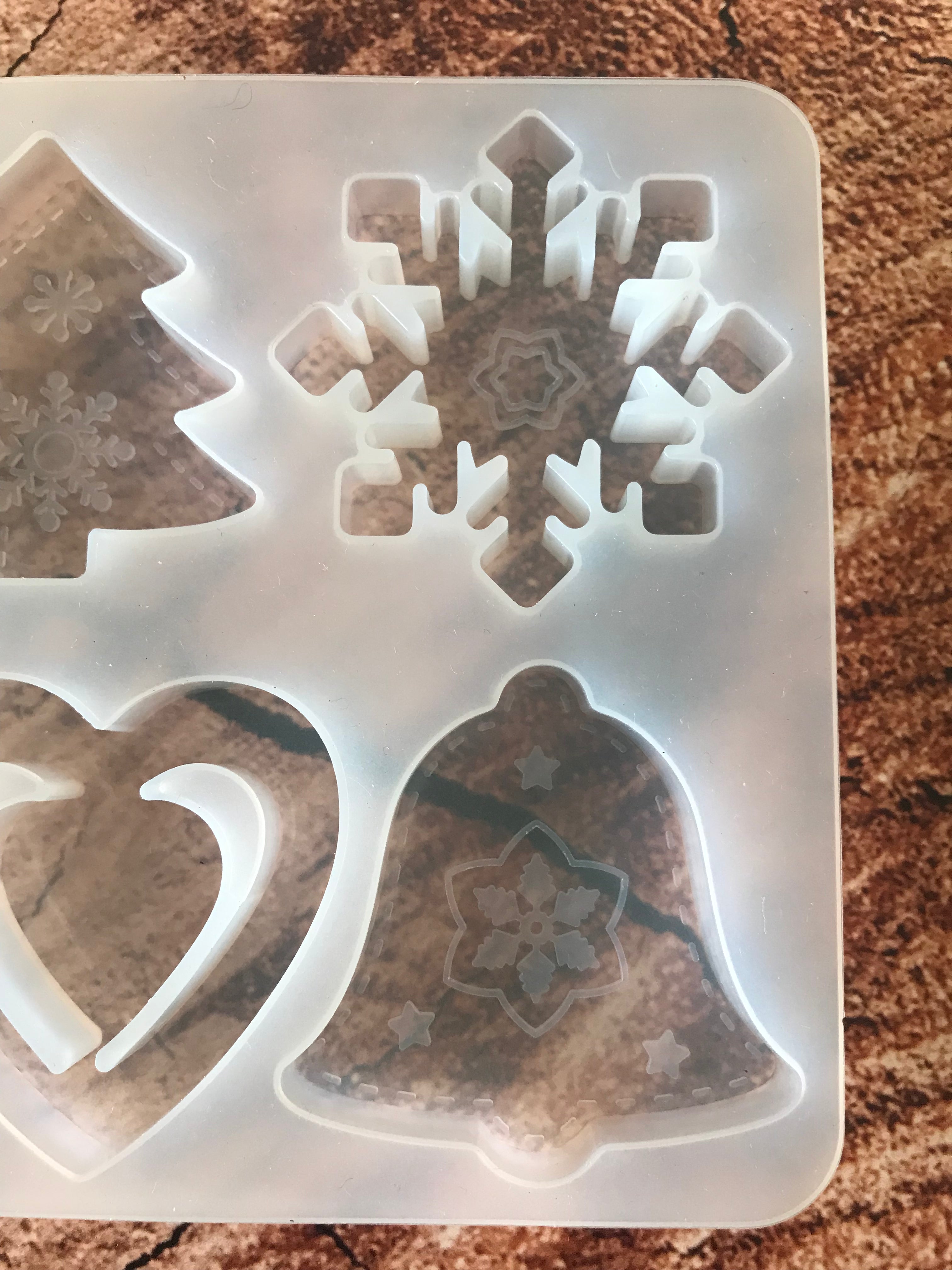 C013 - Christmas Silicone Mould - Deep (6 shapes)