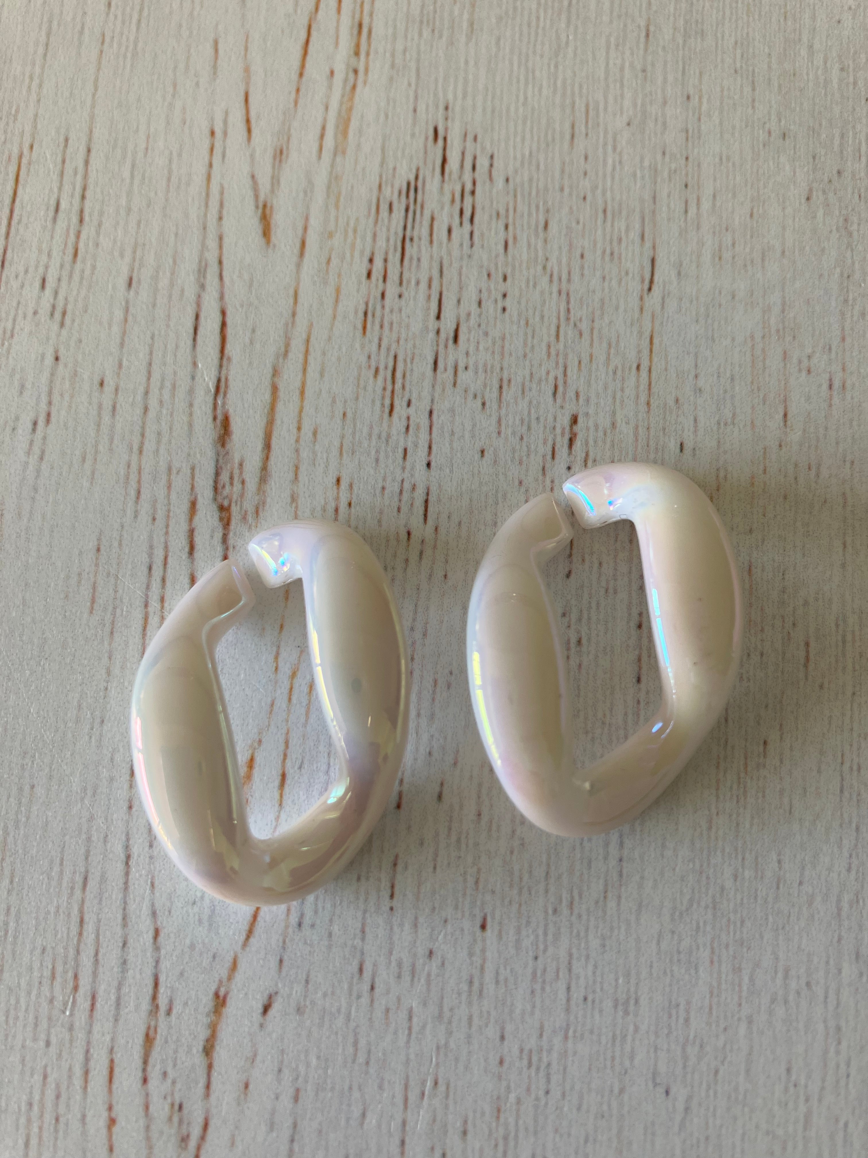 Acetate Resin Finding set - Mother of Pearl Chain Link ( 1 Pair)