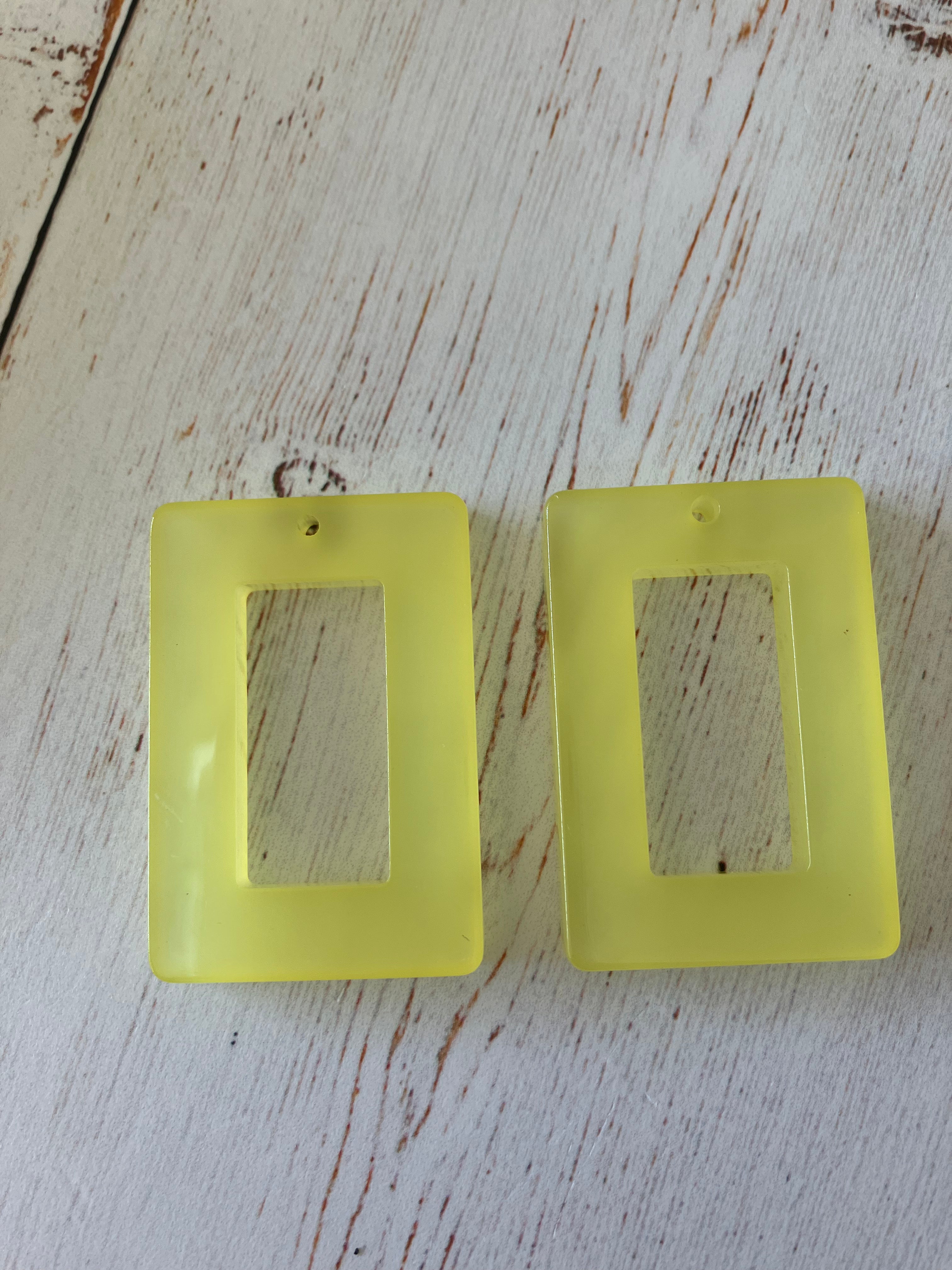 Acetate Resin Finding set - Large Transparent Yellow ( 1 Pair)