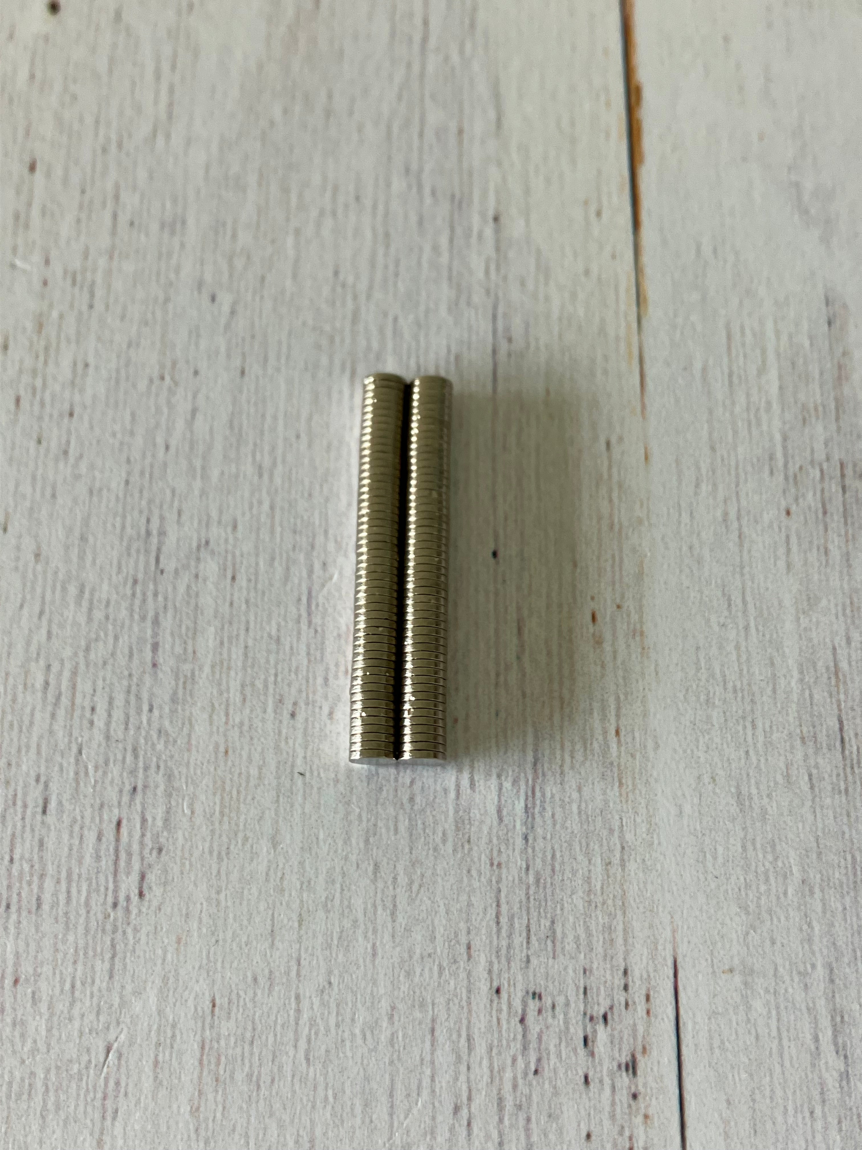 Neodymium Discs N38 - 3x0,5mm - set x 100