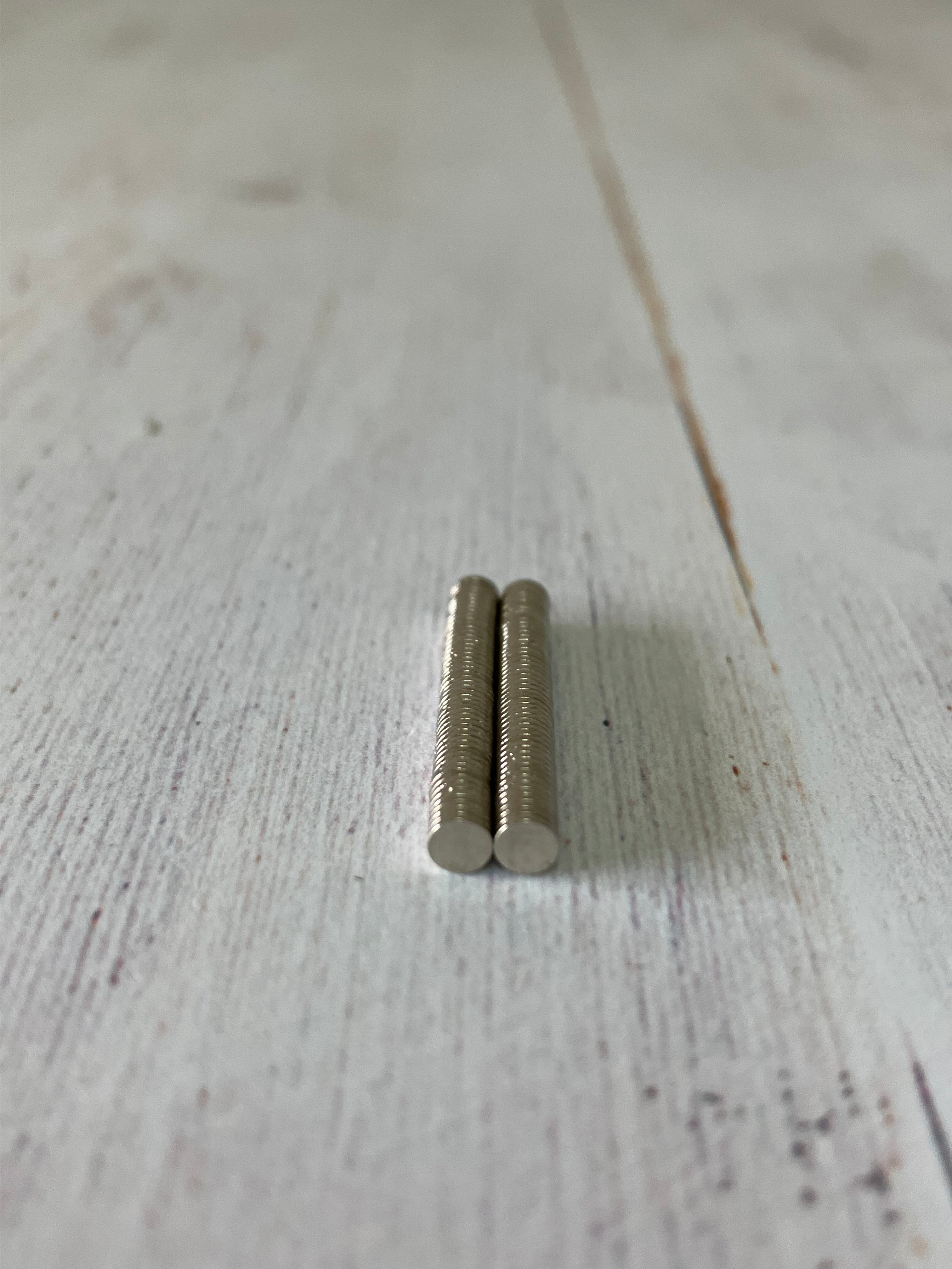 Neodymium Discs N38 - 3x0,5mm - set x 100