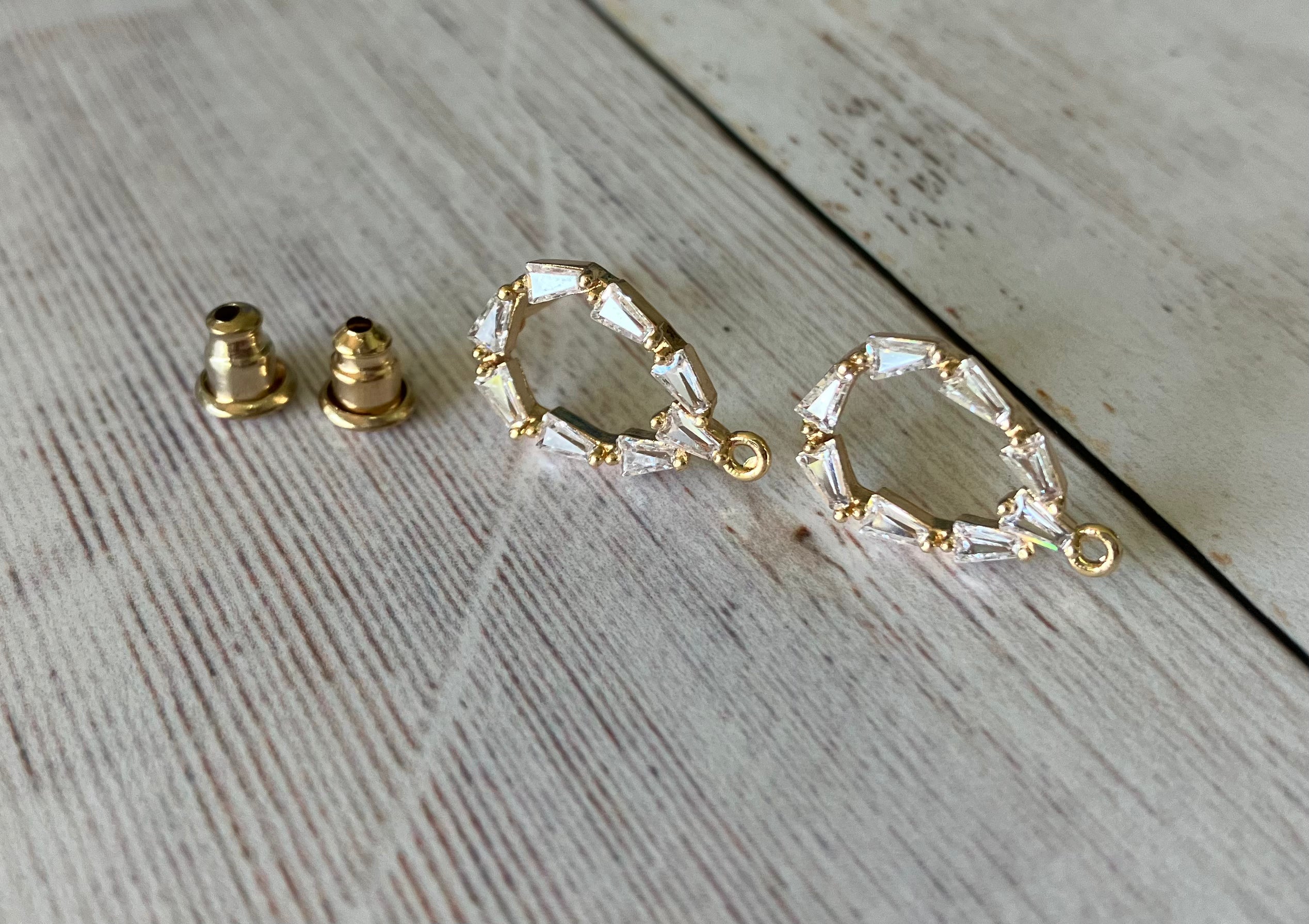 Real 18 K Gold Brass plated Stud Cubic Zirconia Earings (Pair)