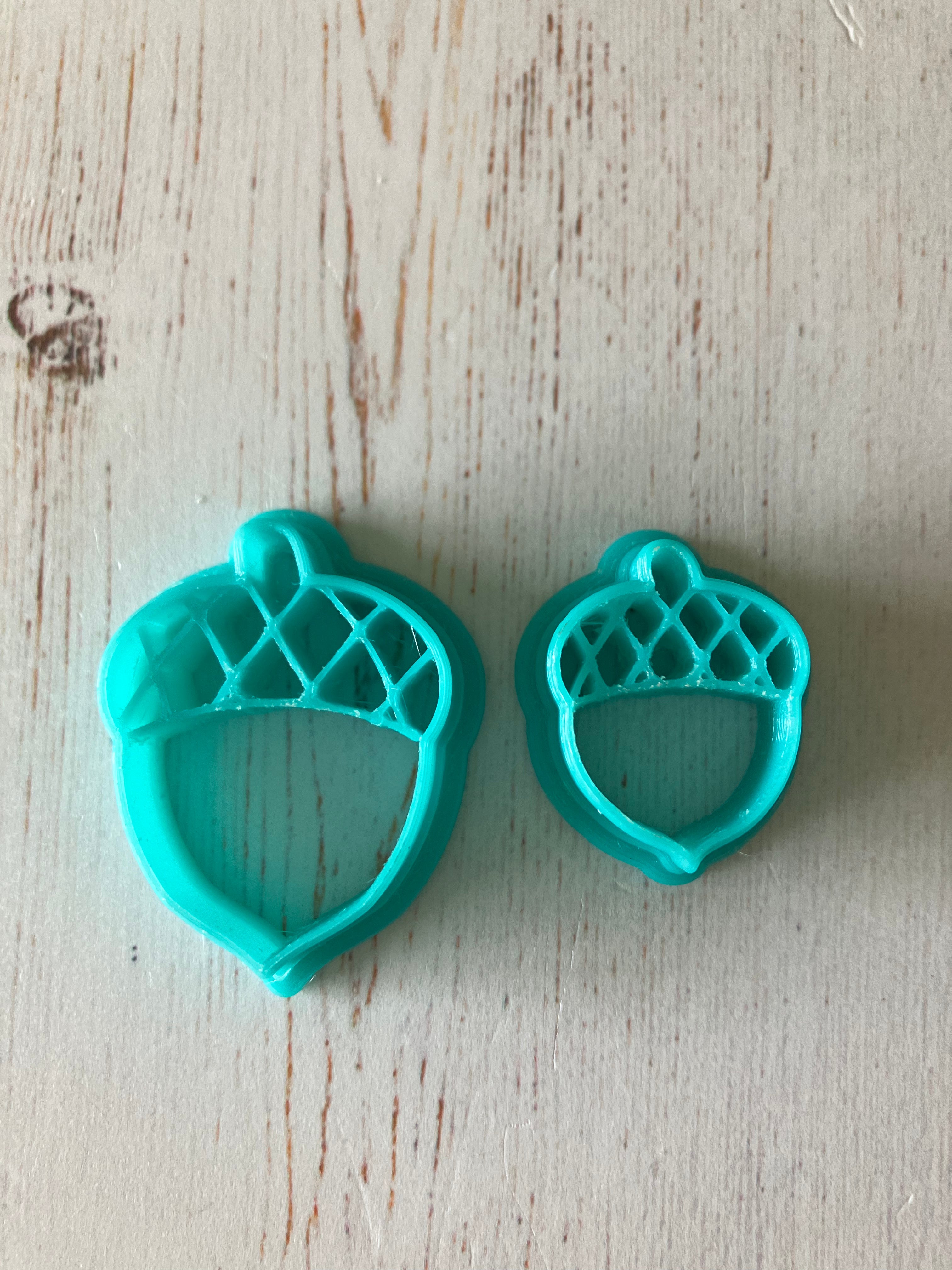 3D Gizmo's - Acorn Clay Cutters (2)