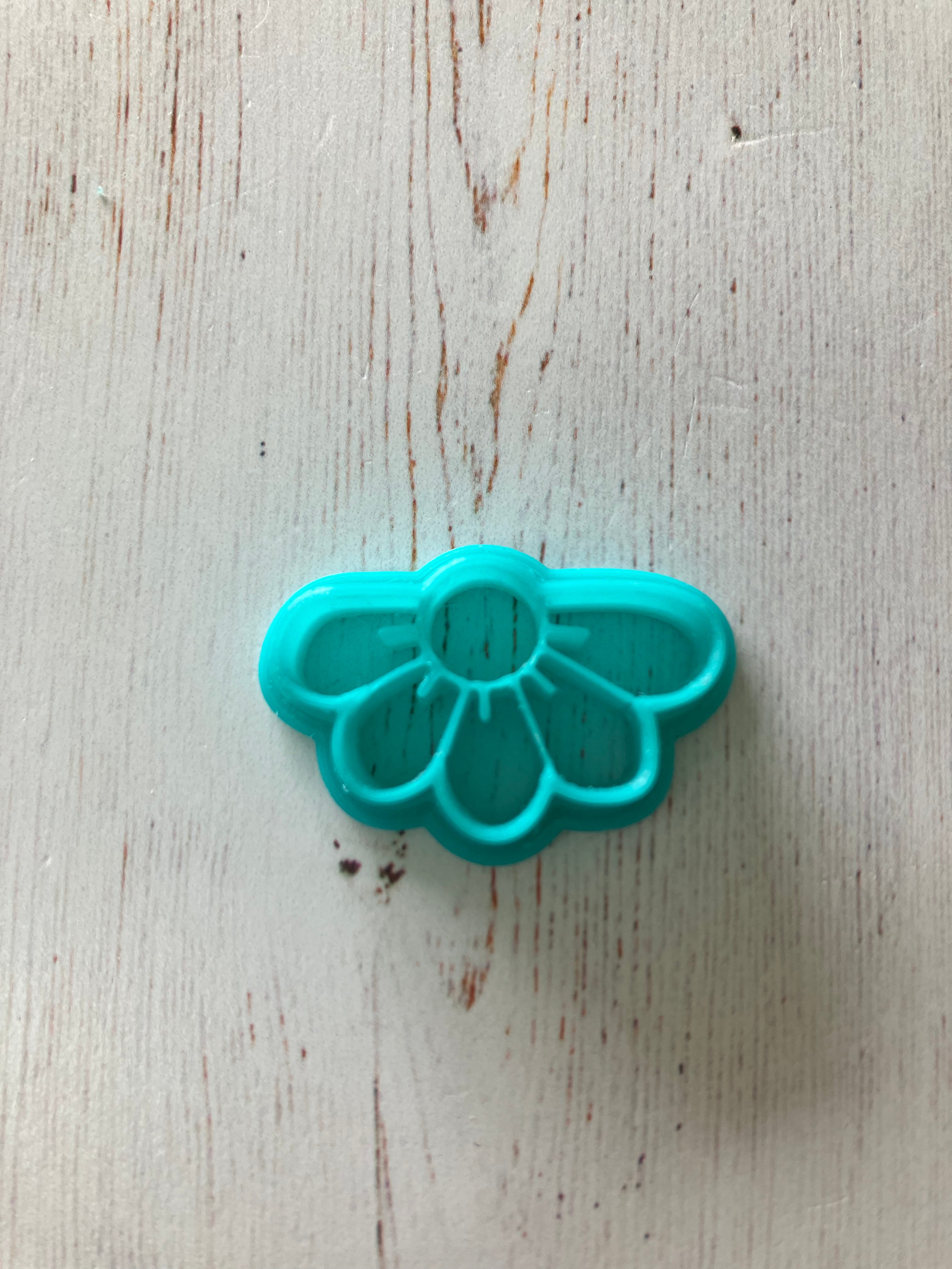 3D Gizmo's - Half Daisy Cutter