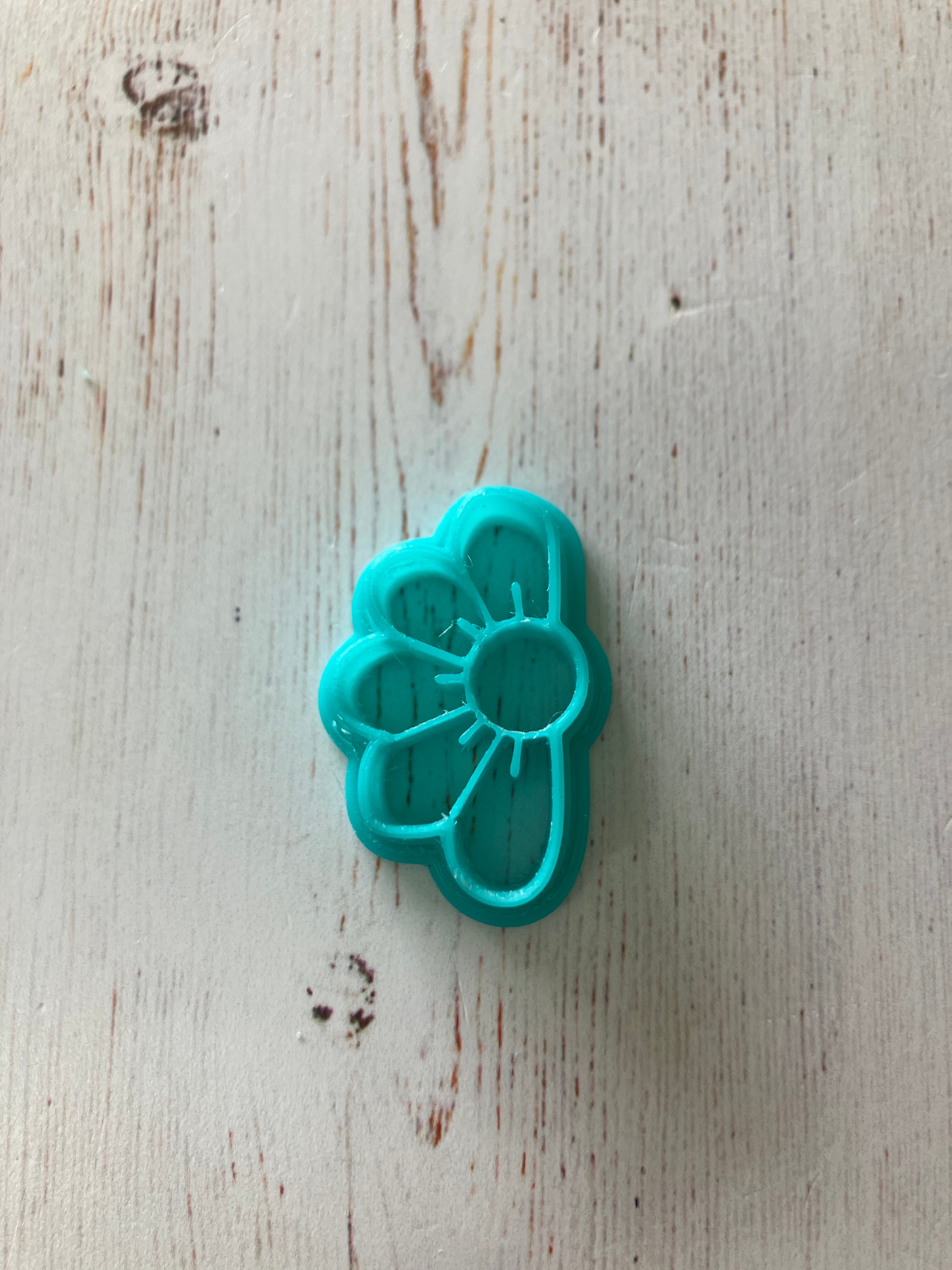 3D Gizmo's - Half Daisy Cutter