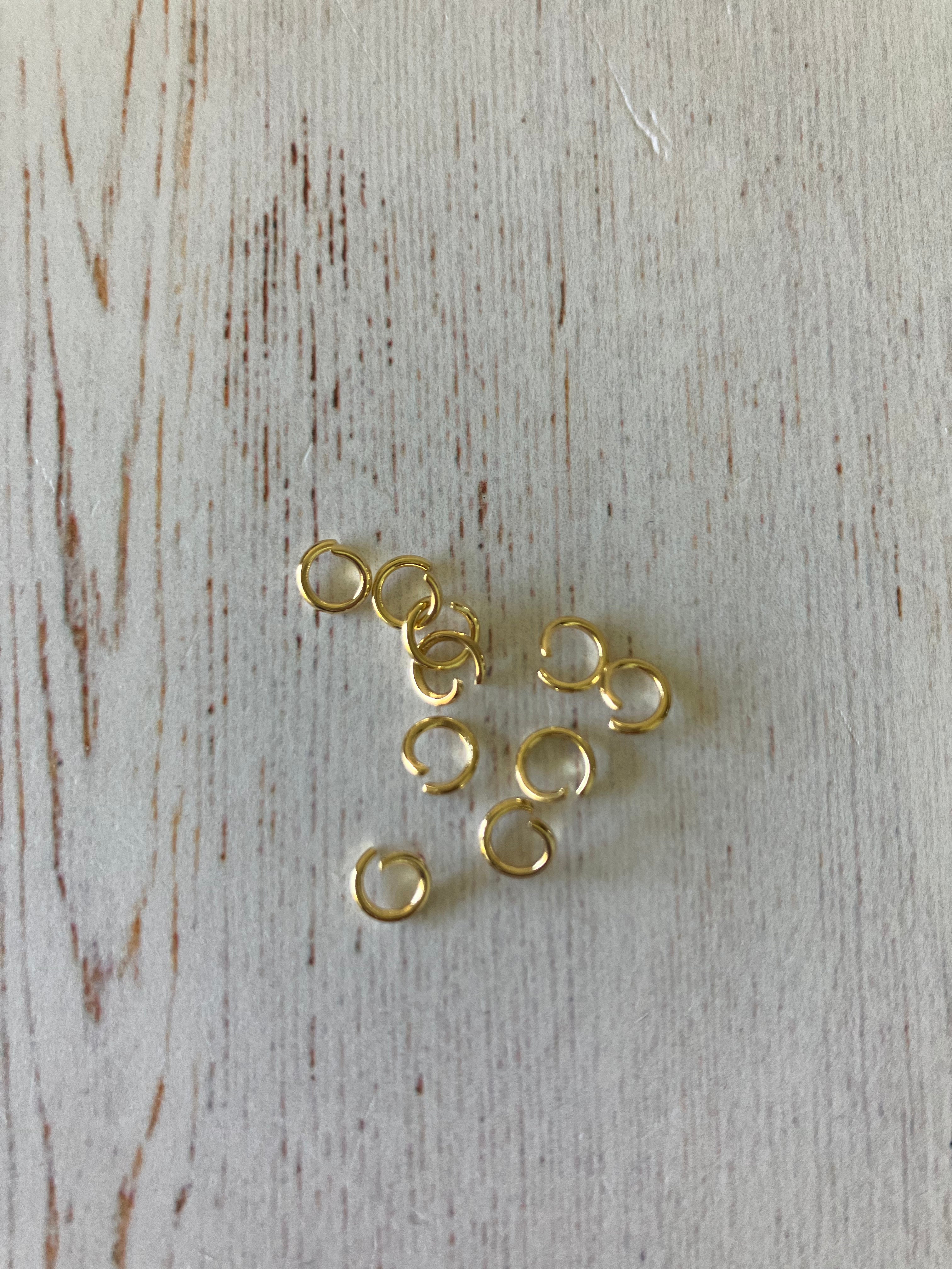 304 Stainless Steel Golden Open Jump Rings (5x0.8mm) (5 Pairs)