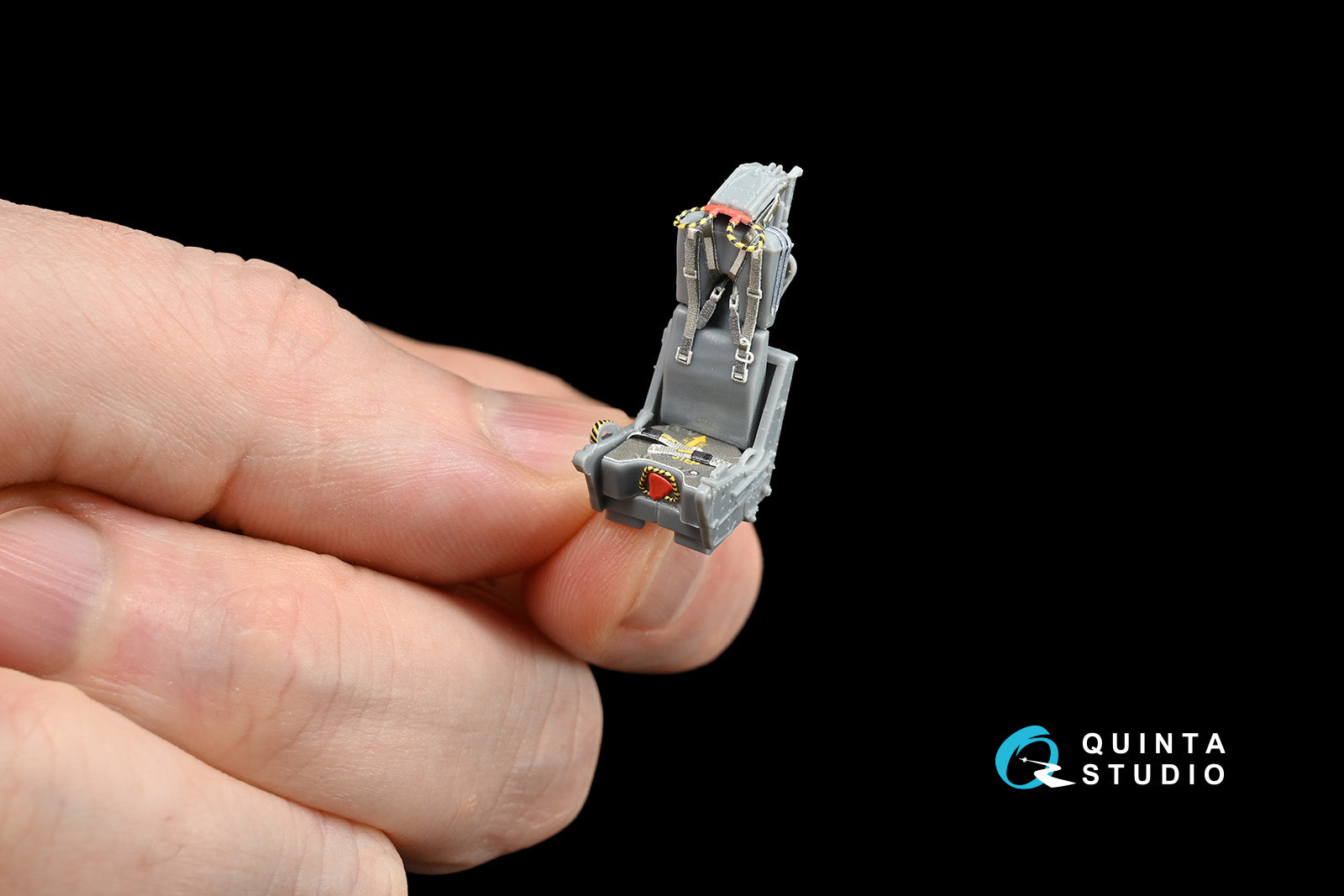 Quinta Studio - 1/48 F4E (early)/F-4EJ - QD48131 for Zoueki-Mura kit