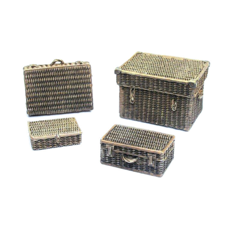 SC227 - Wicker Suitcases - Vallejo Scenics