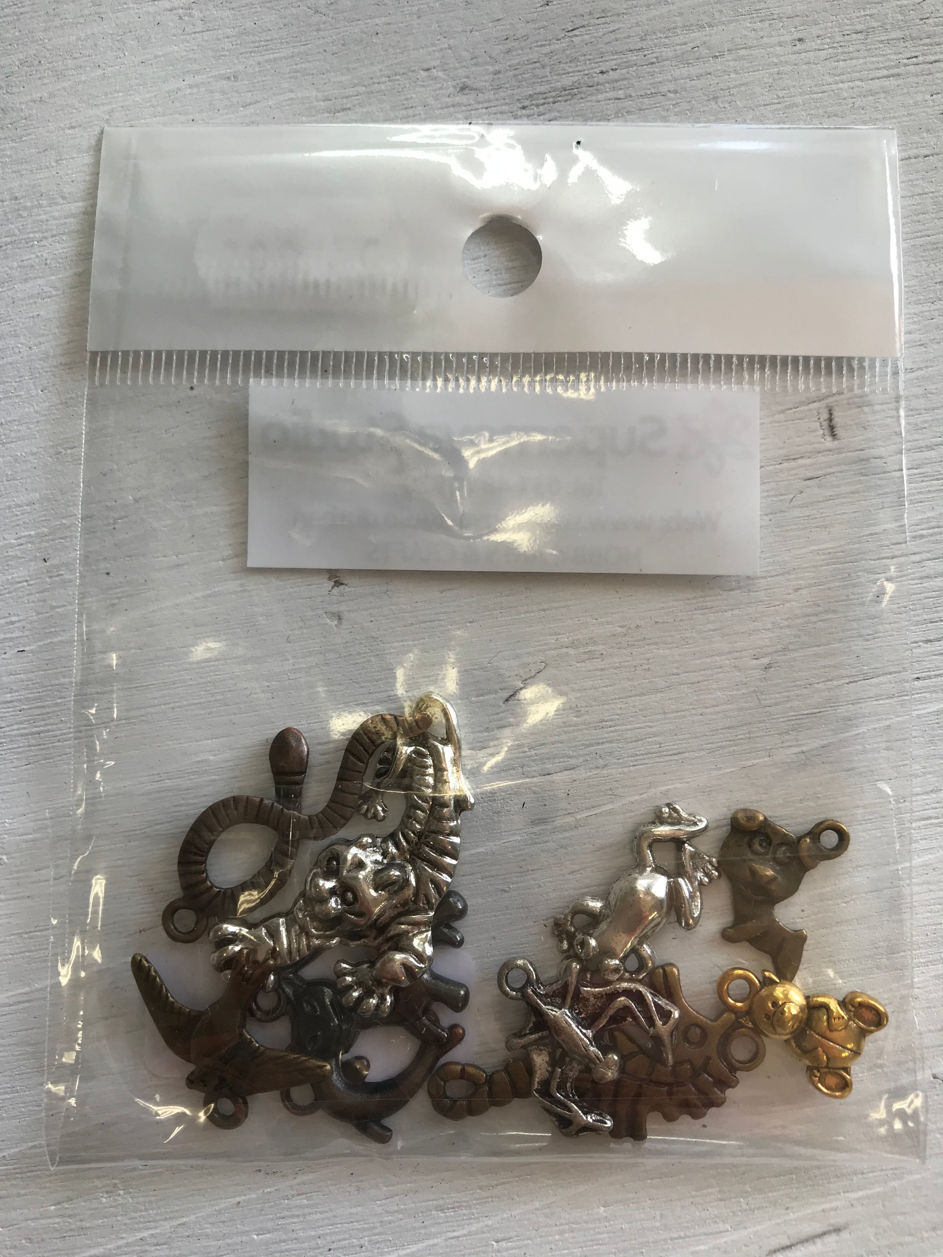 Animal Beads  - 10 pcs