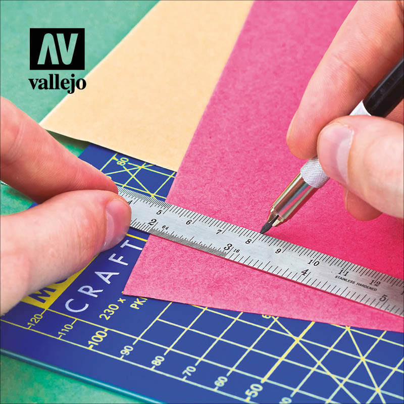 T15003 - Steel Ruler - Vallejo Tools