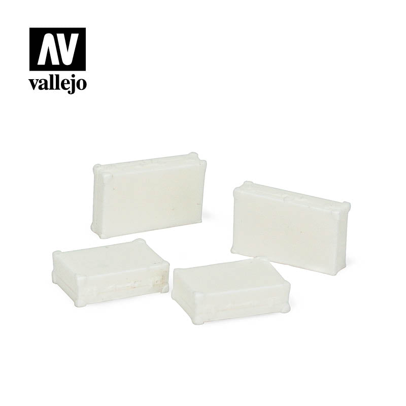 SC226 - Metal Suitcases - Vallejo Scenics