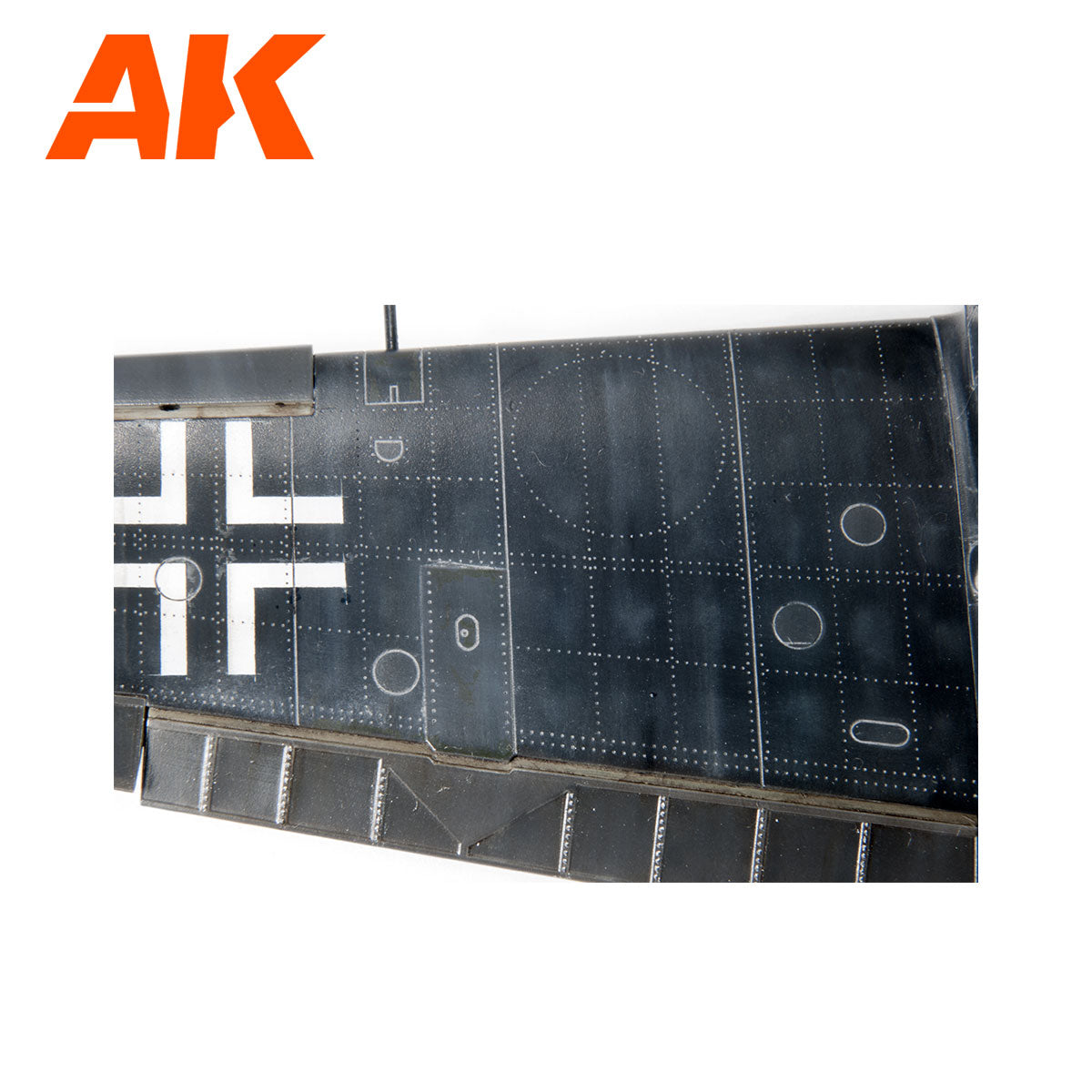 AK12019 - Light Grey Paneliner - 40ml
