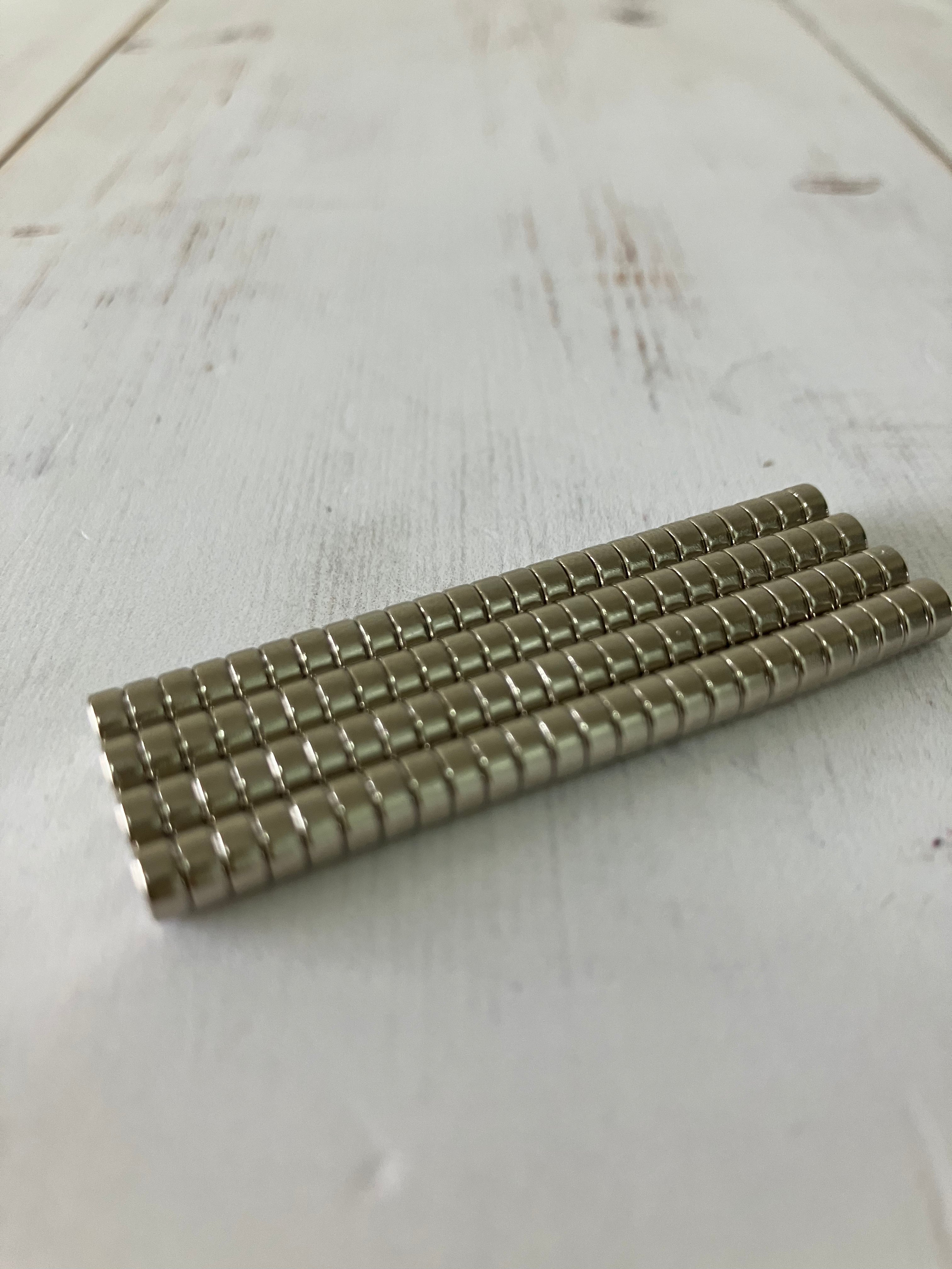 Neodymium Magnets N38 - 4x2mm - set x 100