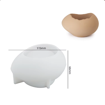 C037 - Egg Shaped Mould - SIDEWAYS - 11.5CM X 6.6CM