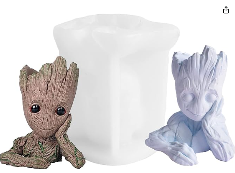 C054 - Groot Mould - 10.7cm x 9cm