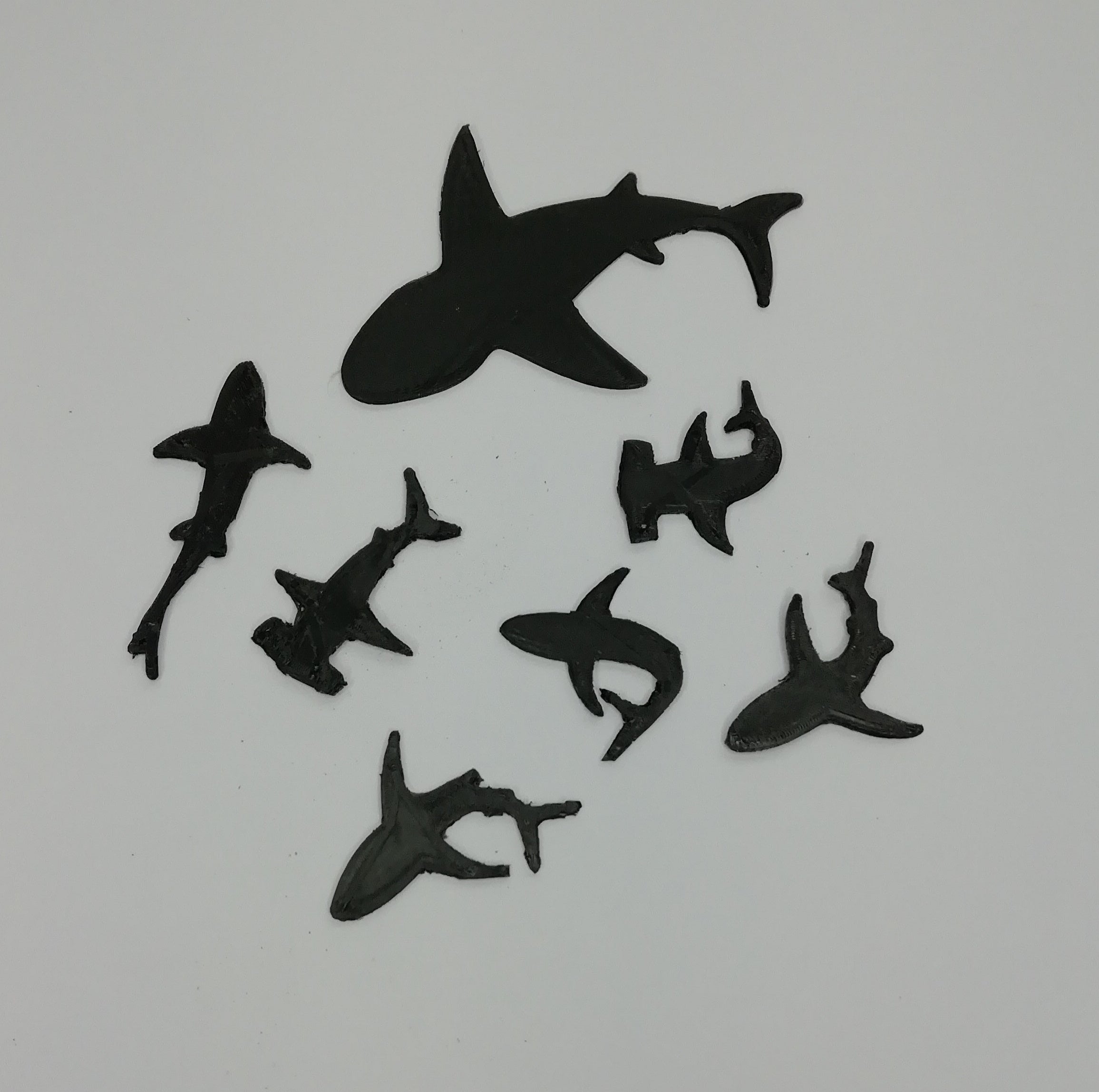 3D Gizmo's - Mini Sharks Silhouettes (7 sharks) - BLACK