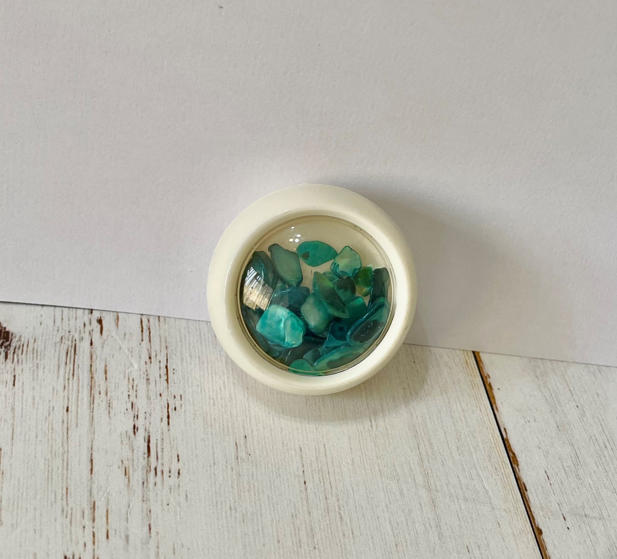 Blue/ Green/ Color Shells +/- 10 grams