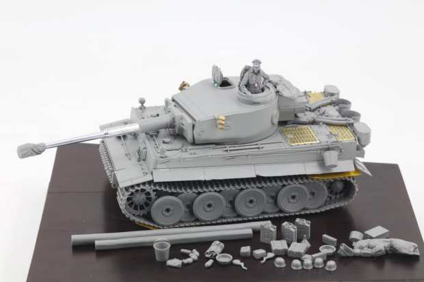 BT010 - Tiger 1 Early Production Sd.kfz.181