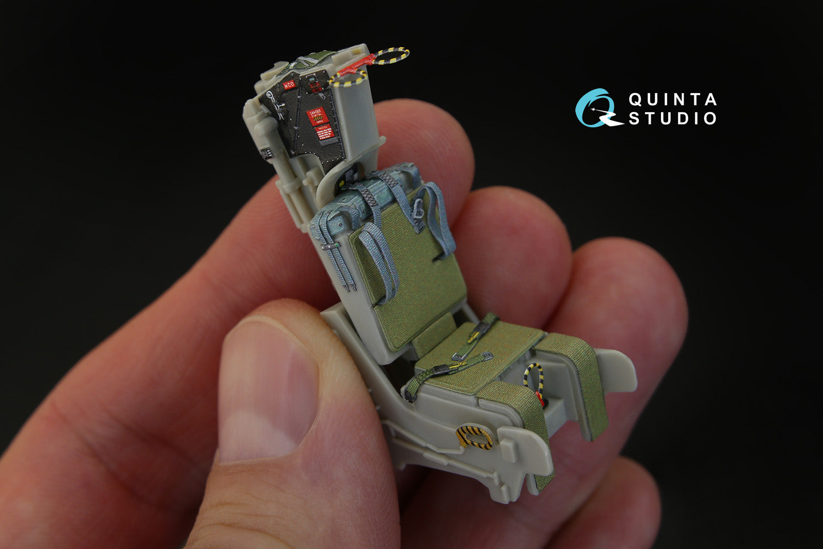 Quinta Studio - 1/32 GRU-7A ejection seats for F-14A (2 pieces) QR32003 for Tamiya kit