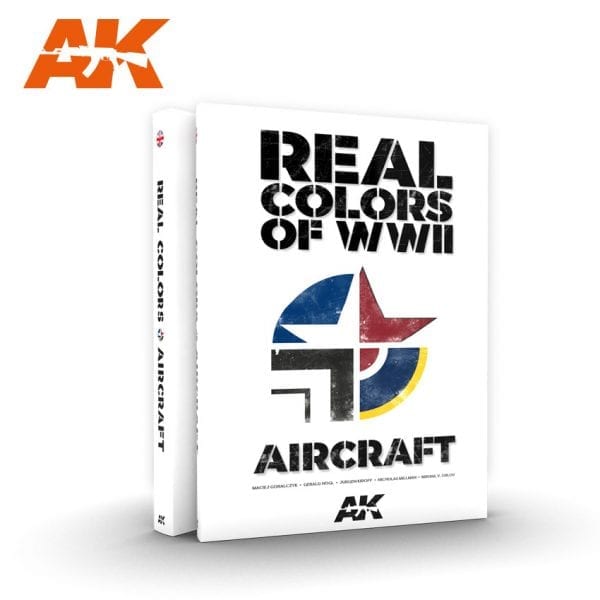 AK290 - Real Colors of WWII Aircraft - EN