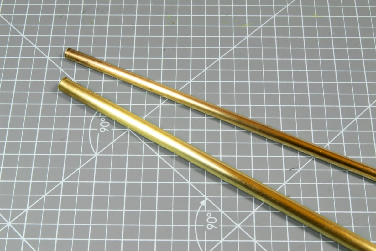 AK9118 - BRASS PIPES 2.0MM Ø. 2 UNITS