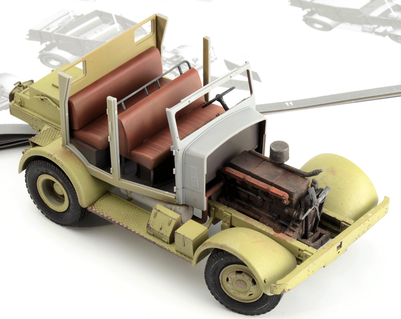 TAK2068 - Takom 1/35 - WWII Hanomag SS 100 Tractor