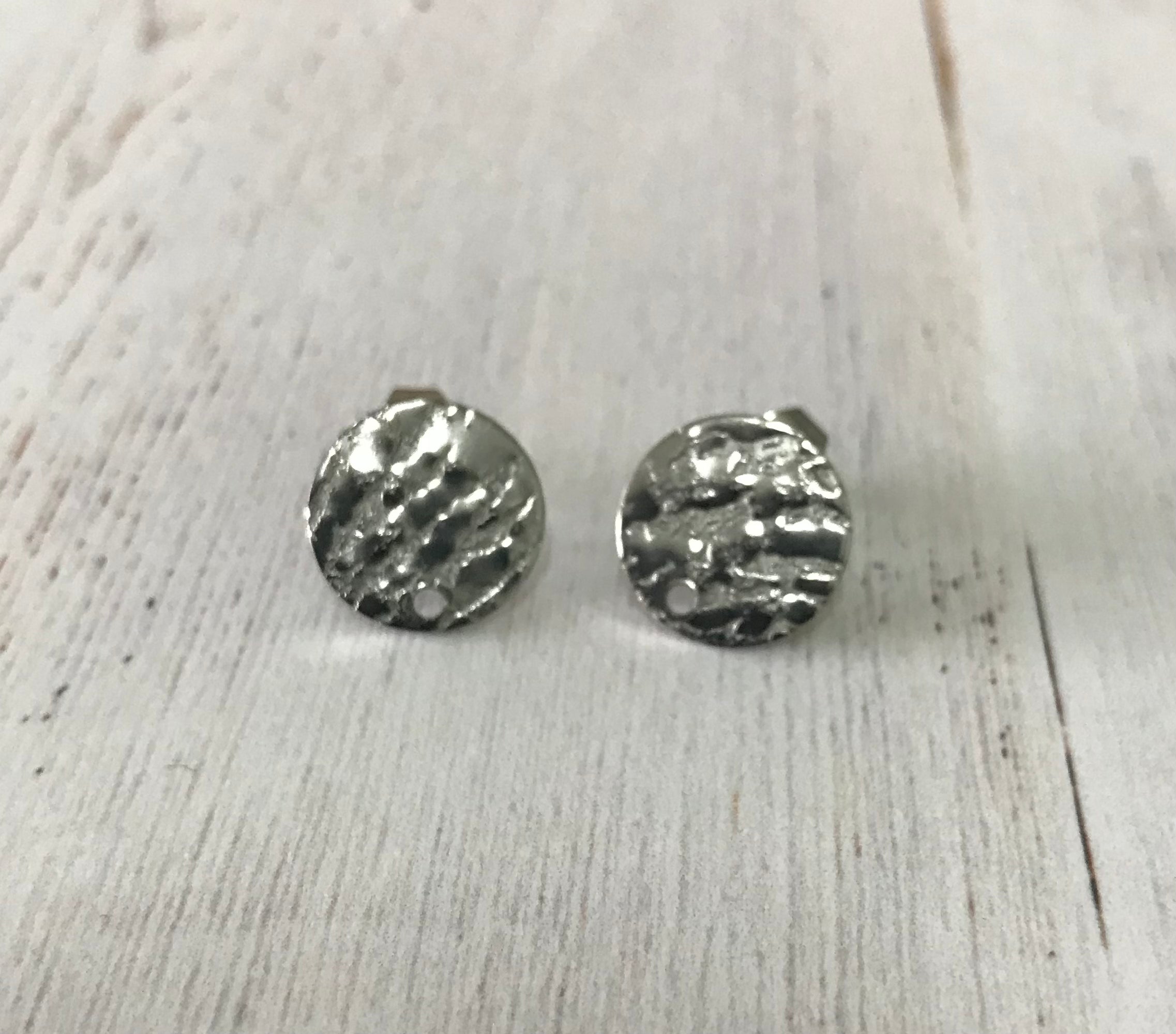 304 Stainless Steel Textured Stud Earrings with Ear Nut (1 Pair)